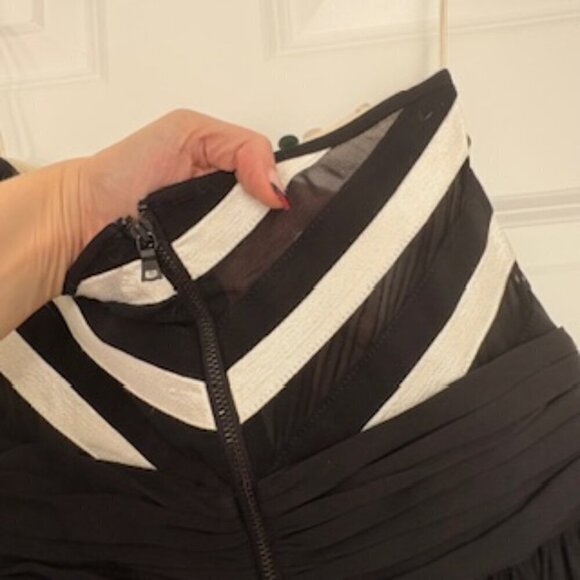 Alice + Olivia Cocktail Dress Silk and Sequin - Picture 3 of 9